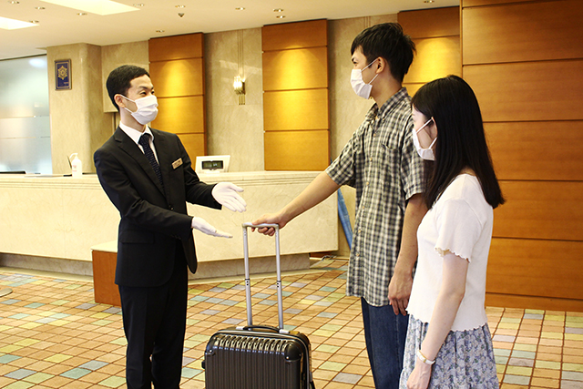 接客時のマスク着用