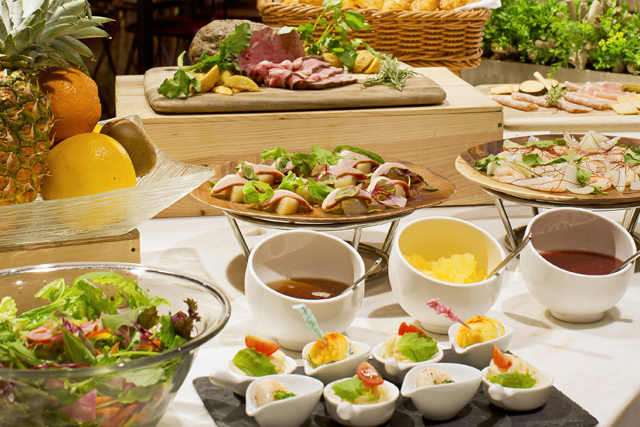 ブッフェスタイルのレストランにおける感染症対策