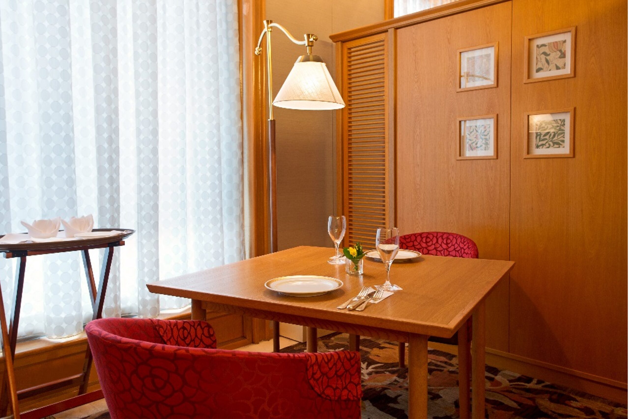 テラスレストラン　春のランチコース＆フルコース